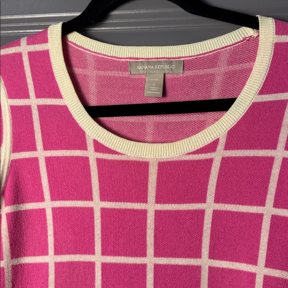Banana Republic Pink Windowpane Peplum Sweater | Size Small - Picture 6 of 7